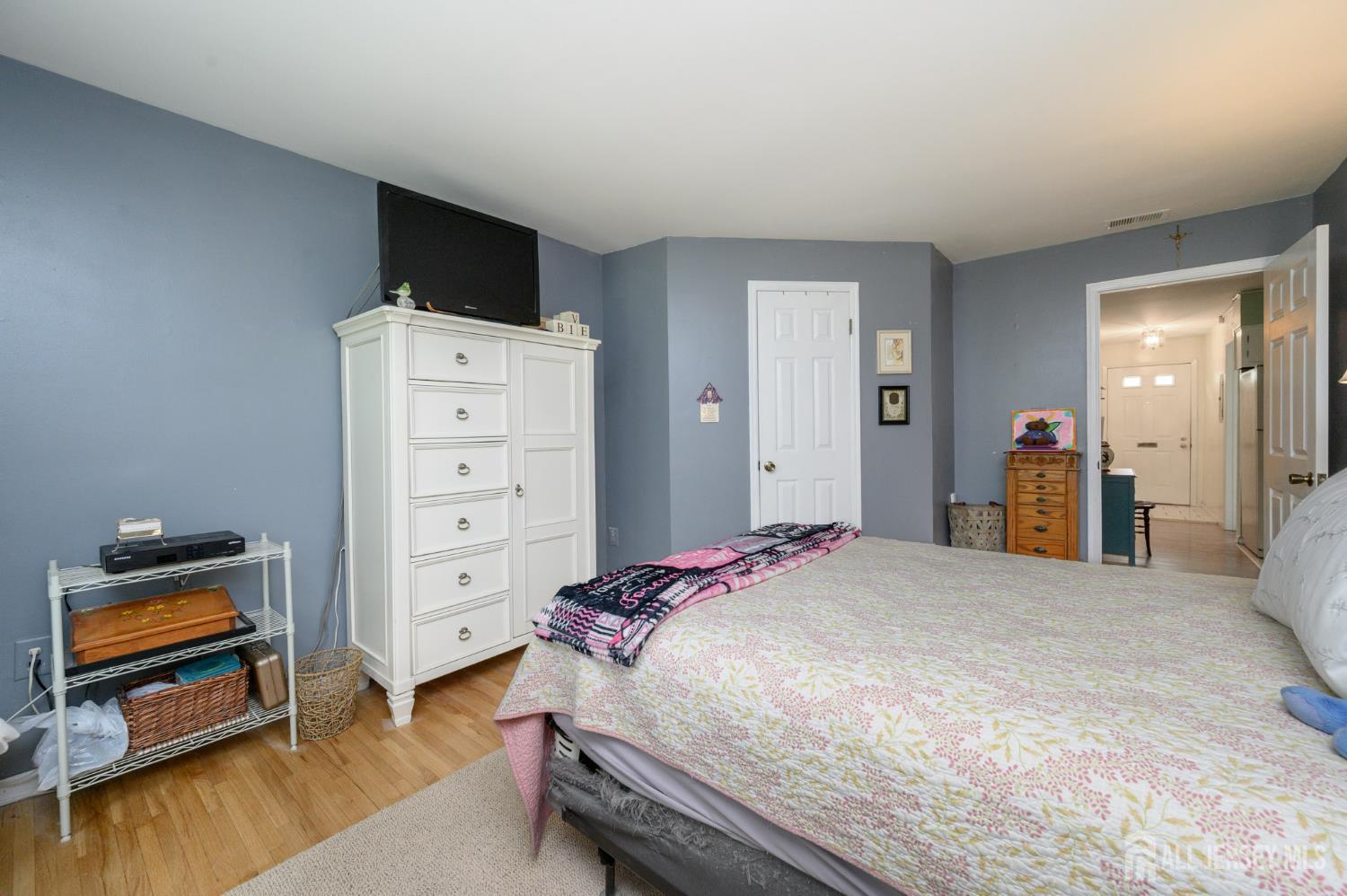 2214 Silver Court Hamilton, NJ 08690 - Photo 15 of 18