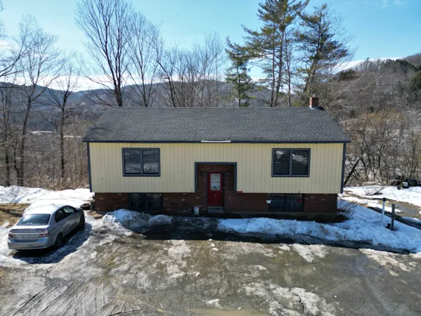 $295,000 | 37 Dee Haven, Sharon, VT 05065