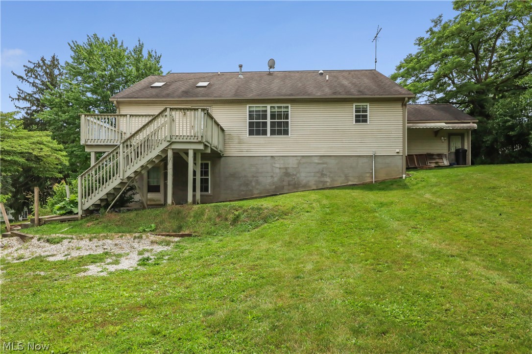1701 Woods Road Akron, OH 44306 - Photo 5 of 43