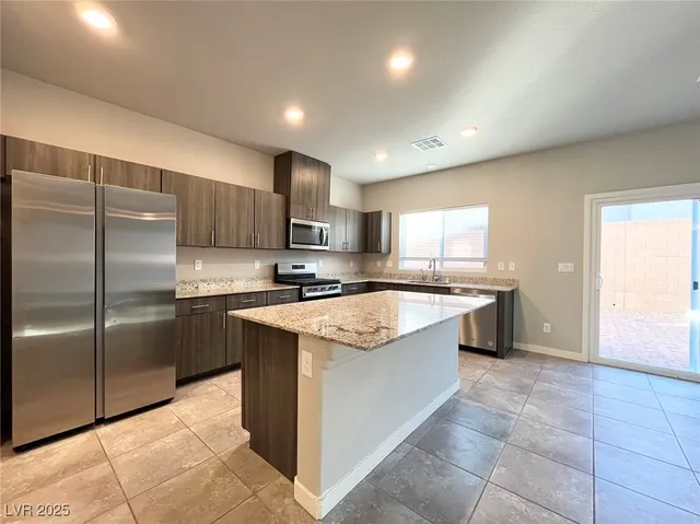 $2,800 | 5357 Java Plum Street, Las Vegas, NV 89113