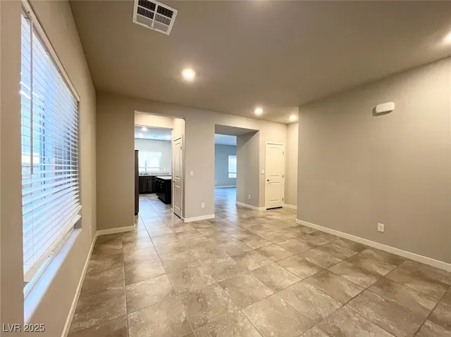 $2,800 | 5357 Java Plum Street, Las Vegas, NV 89113