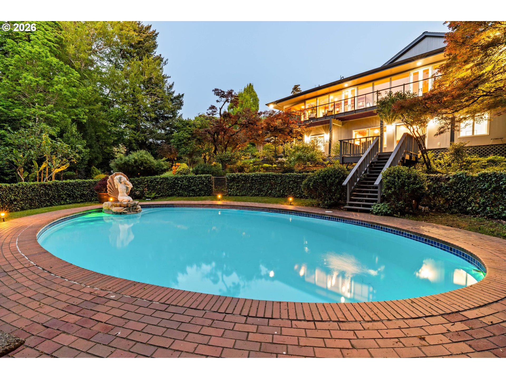 2415 Fairmount Boulevard Eugene, OR 97403 - Photo 1 of 48