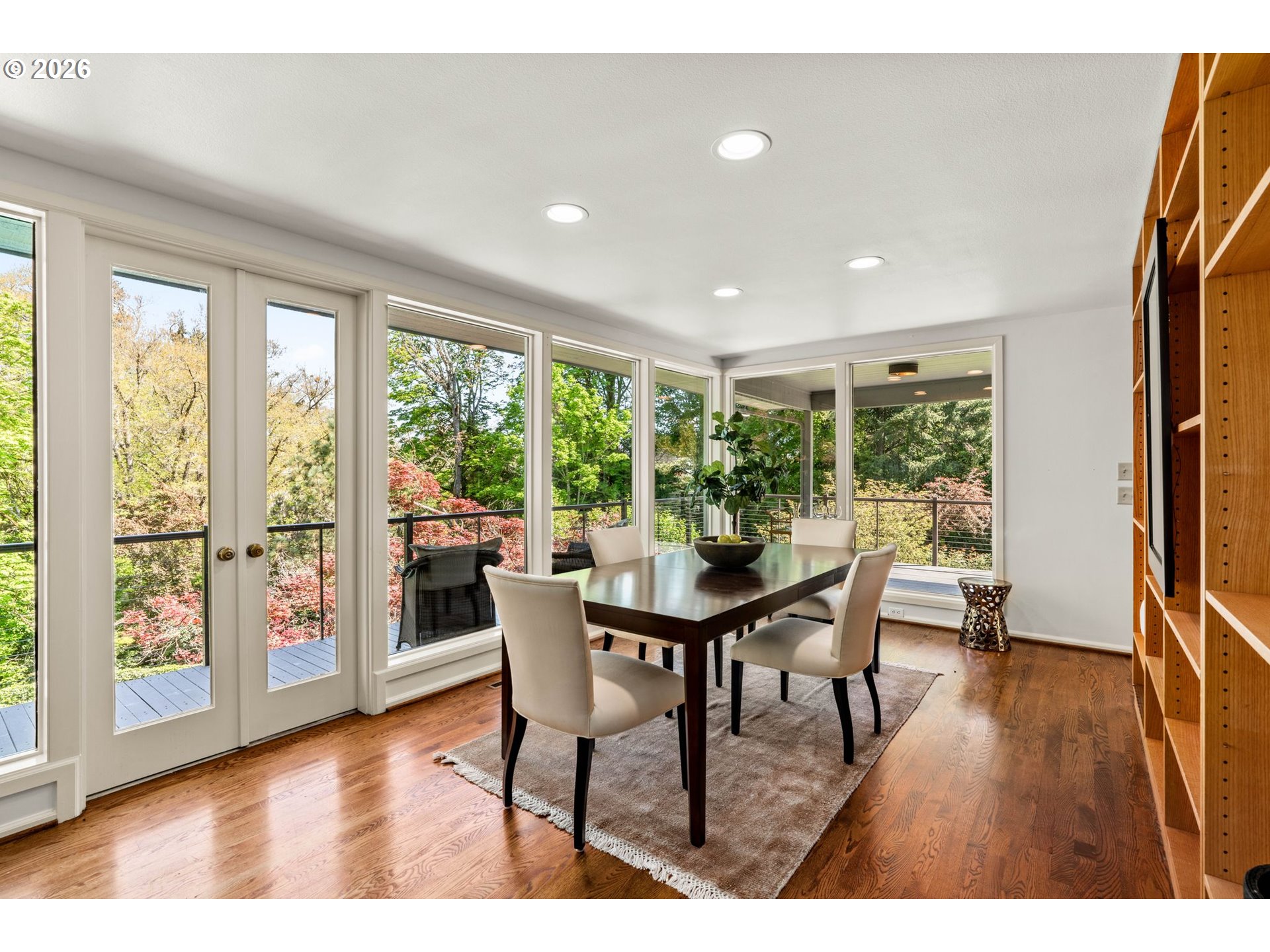 2415 Fairmount Boulevard Eugene, OR 97403 - Photo 13 of 48