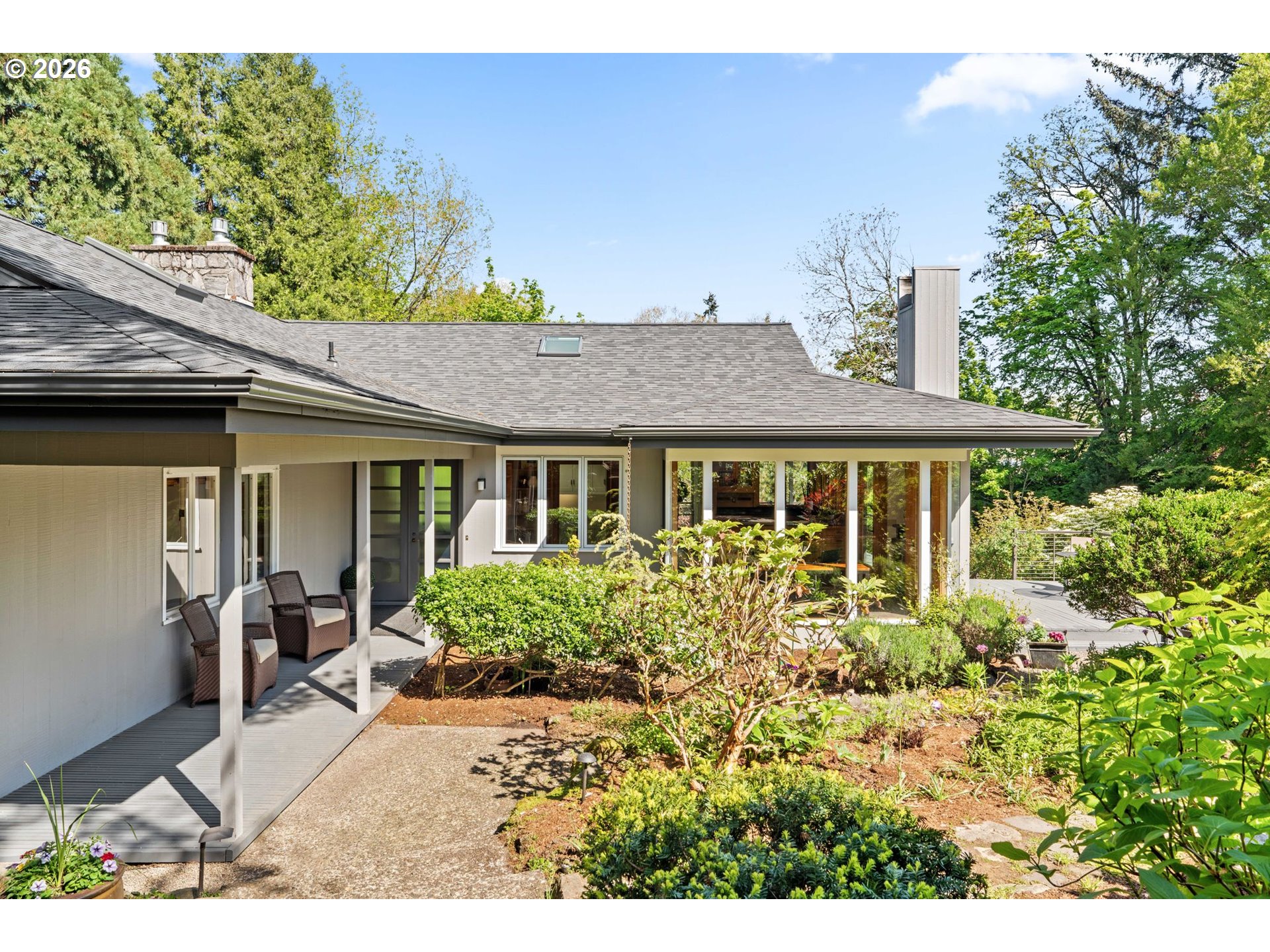 2415 Fairmount Boulevard Eugene, OR 97403 - Photo 6 of 48