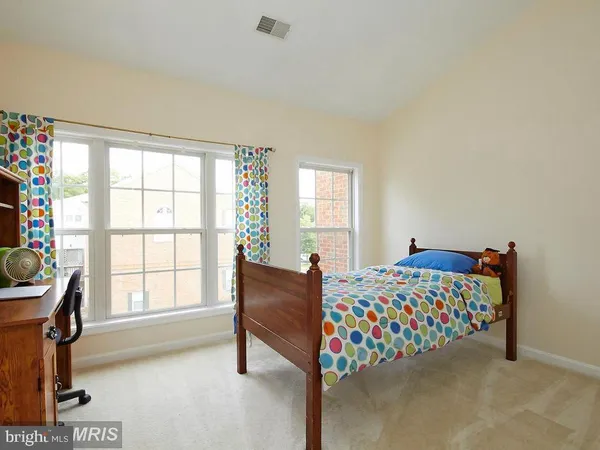 $3,500 | 13591 Cedar Run Lane, Herndon, VA 20171