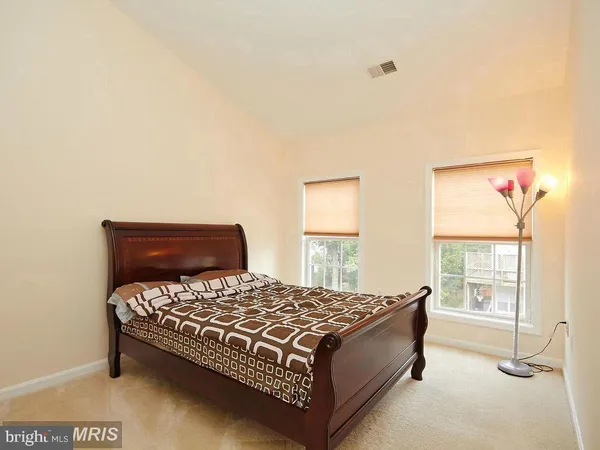 $3,500 | 13591 Cedar Run Lane, Herndon, VA 20171