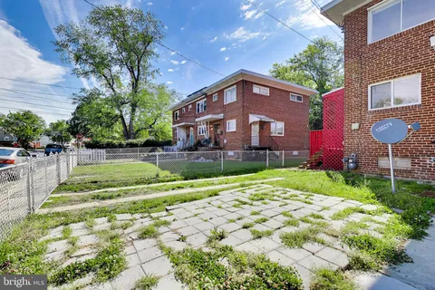 $299,000 | 637 Maury Avenue, Oxon Hill, MD 20745