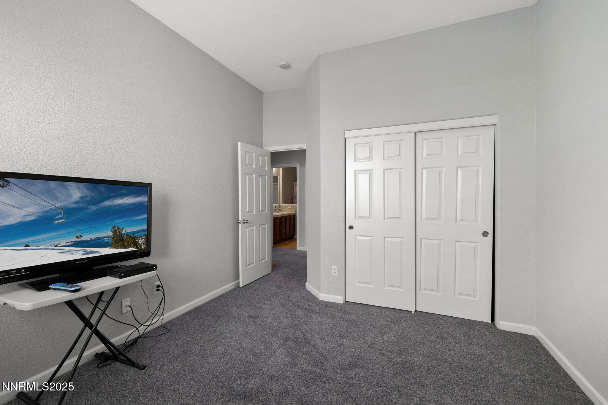 17960 Blake Court Reno, NV 89508 - Photo 32 of 38 32-web-or-mls-17690 Blake Ct-24