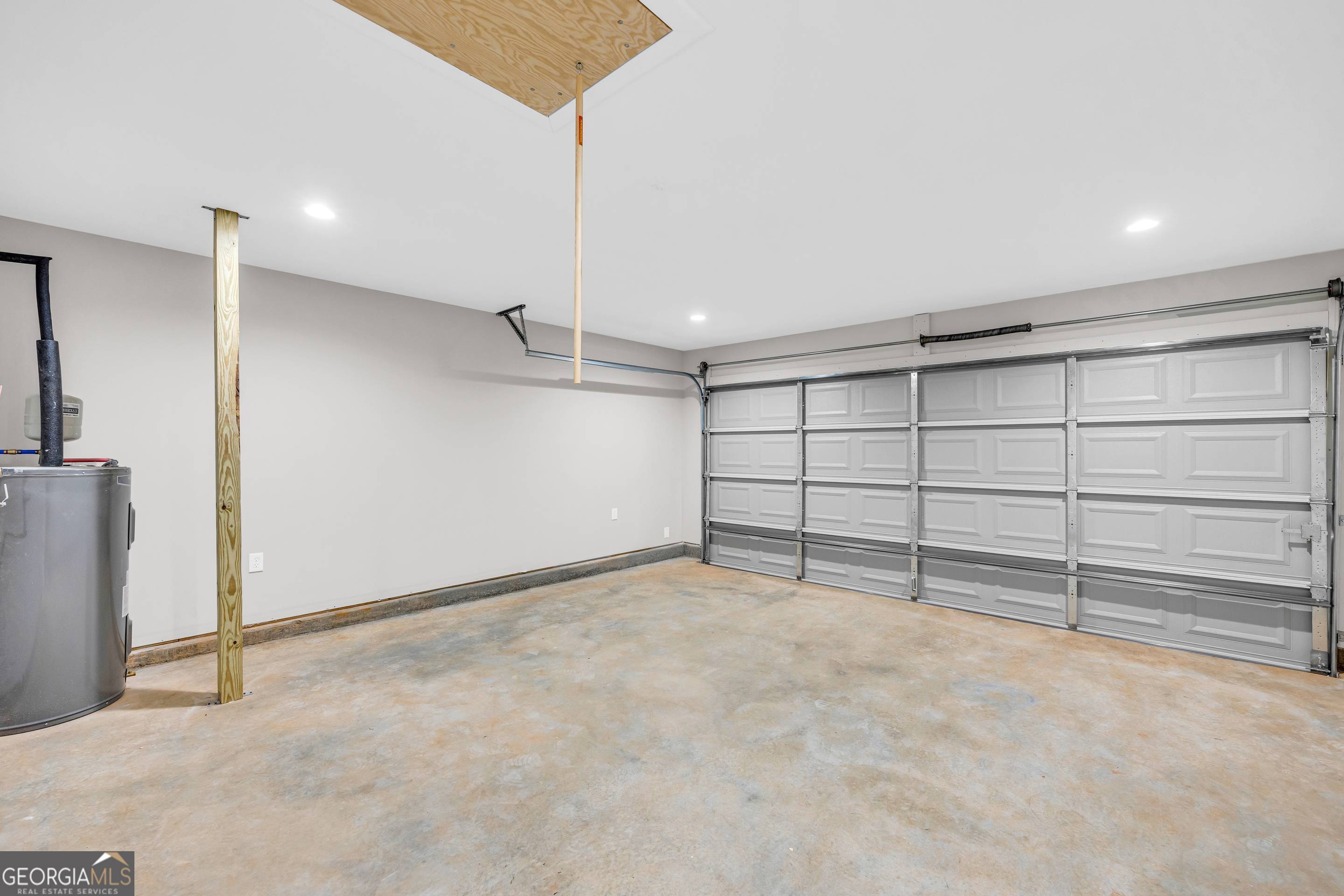 143 ADALINE Court Carnesville, GA 30521 - Photo 19 of 19 a view of an empty room