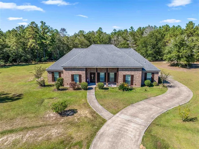 $315,000 | 128 North Doc Lane, Dequincy, LA 70633