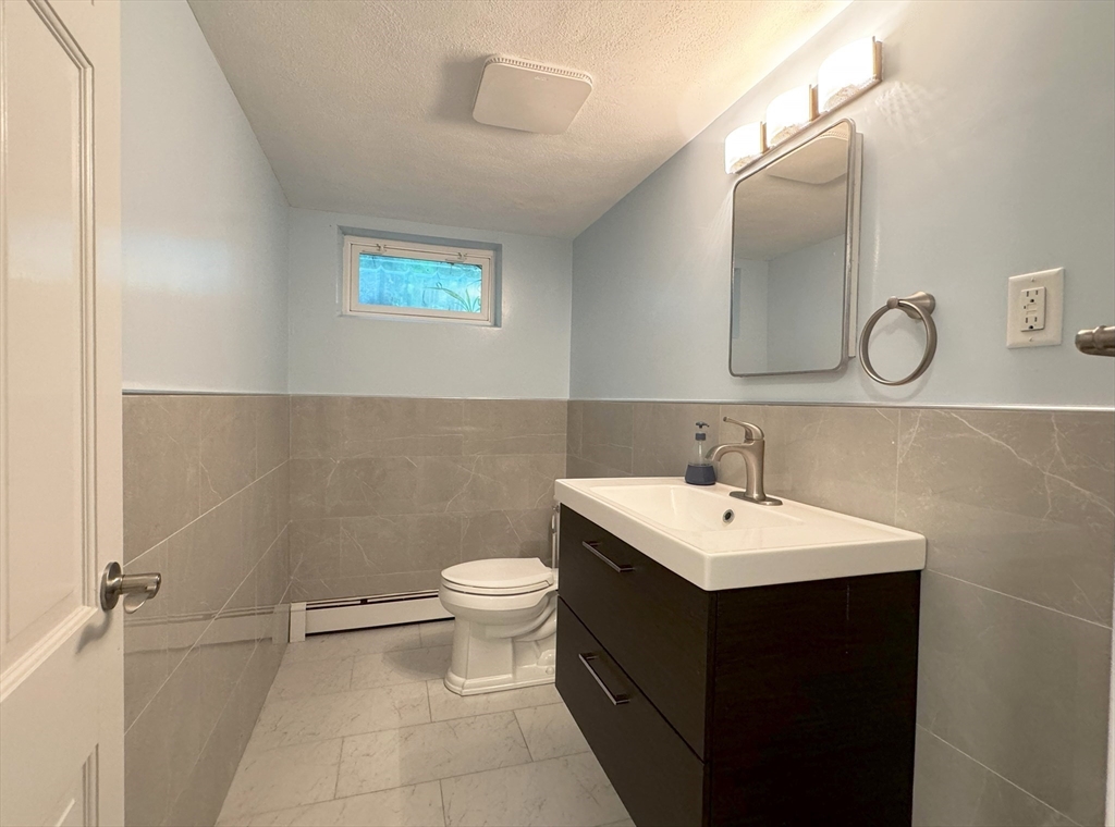 10 Meadowview Road Wayland, MA 01778 - Photo 27 of 33