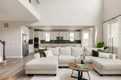 $1,179,000 | 1108 Melting Snow Way, Castle Rock, CO 80109