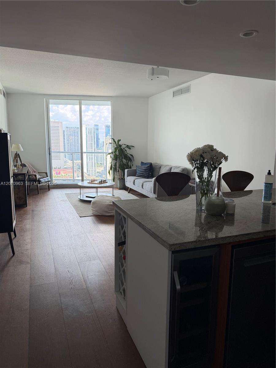 185 Southwest 7th Street, Unit 3209 Miami, FL 33130 - Photo 53 of 54