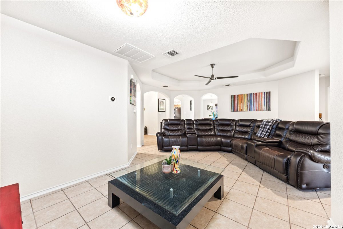 9918 Amberg Path Helotes, TX 78023 - Photo 11 of 32