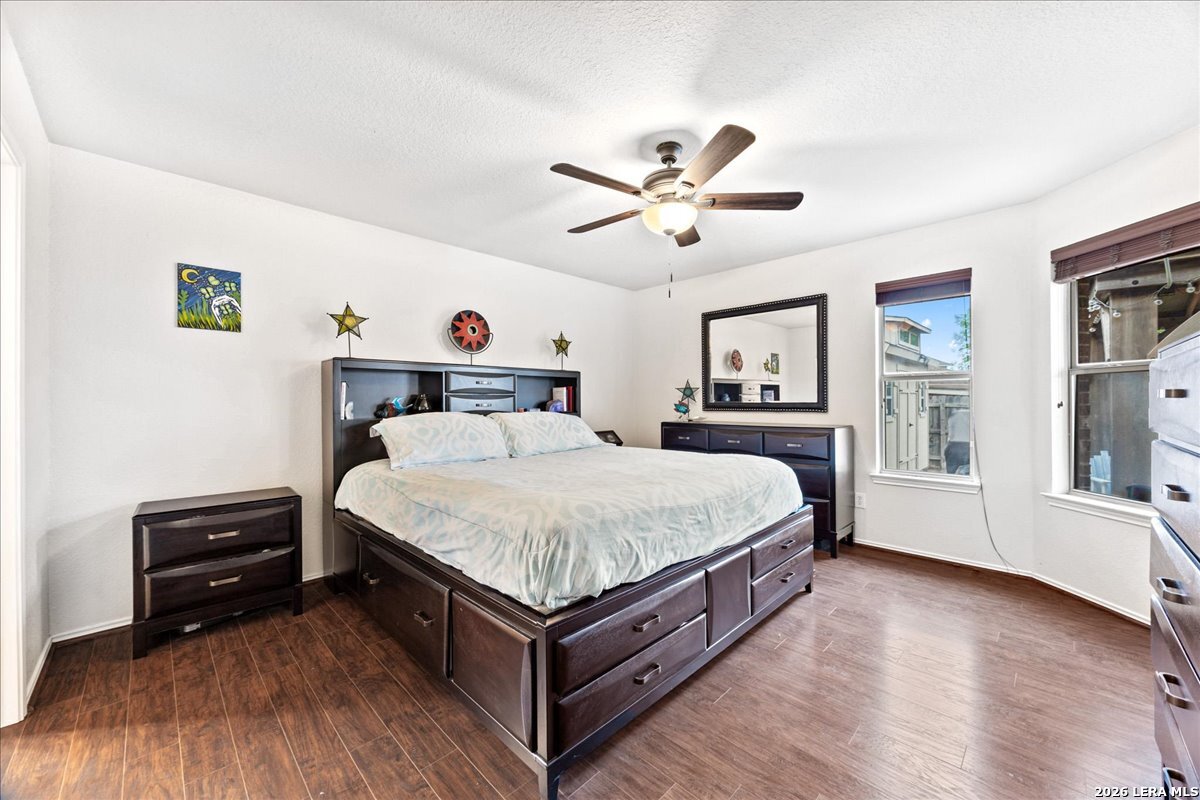 9918 Amberg Path Helotes, TX 78023 - Photo 5 of 32