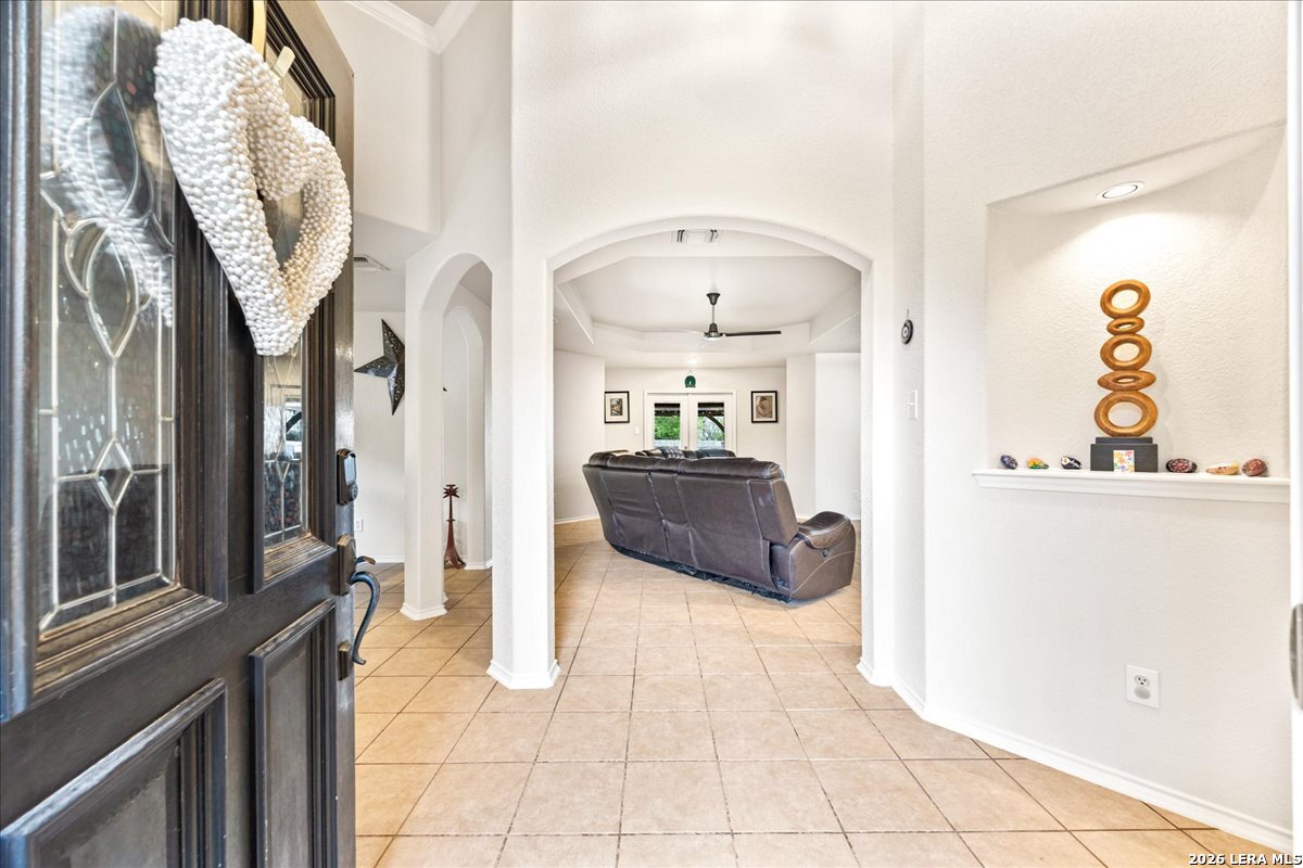 9918 Amberg Path Helotes, TX 78023 - Photo 7 of 32