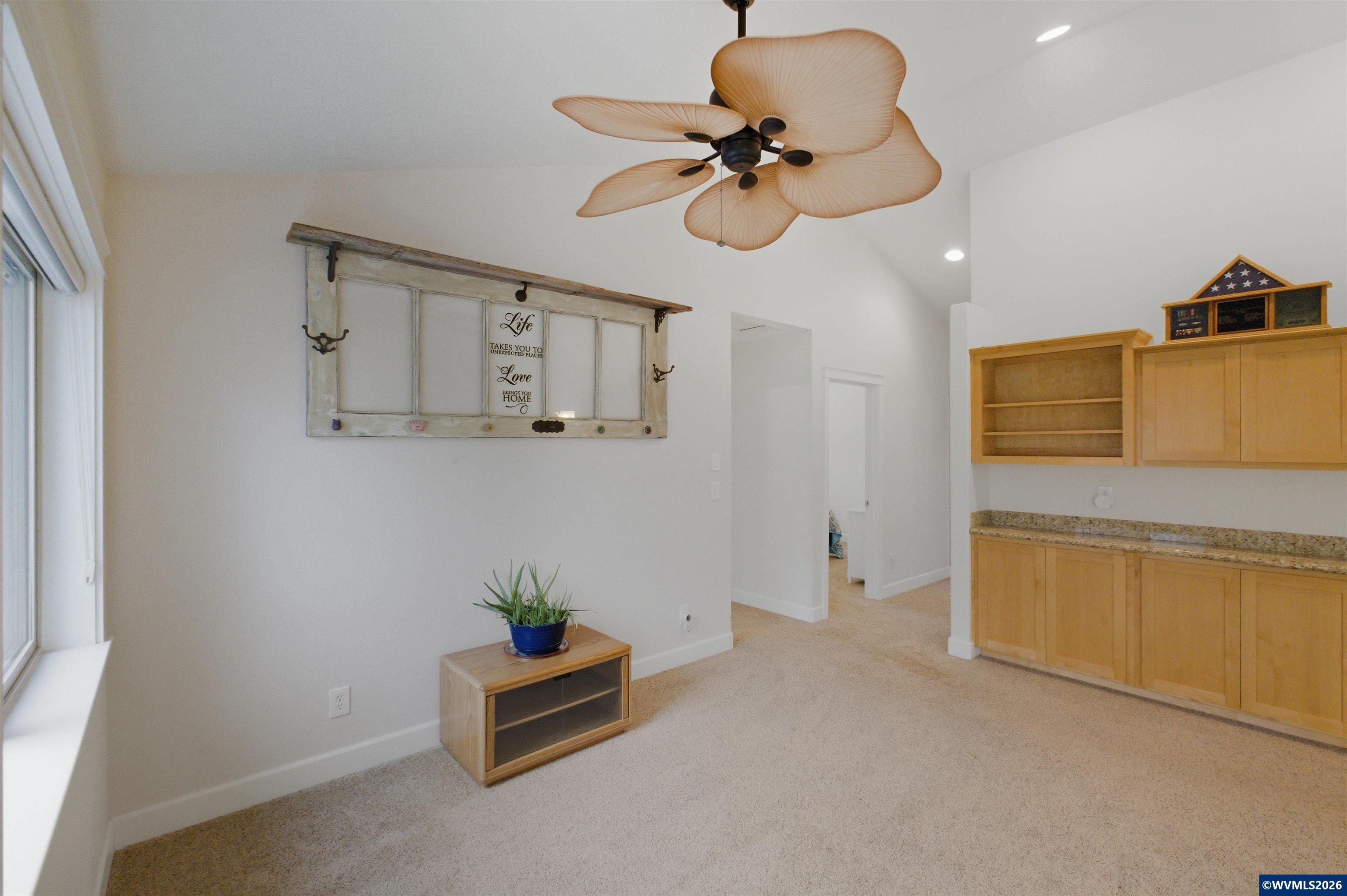 2697 Islander Avenue Northwest Salem, OR 97304 - Photo 35 of 50
