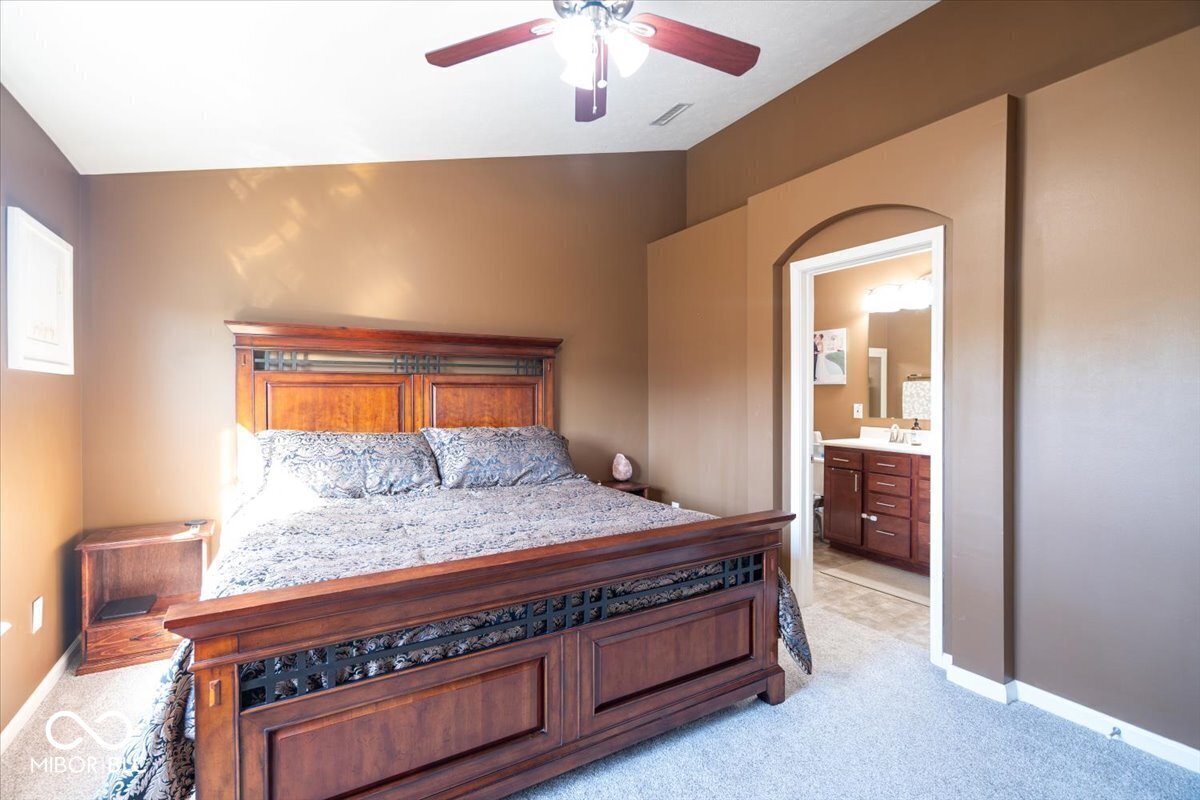 11910 Riley Drive, Unit 2 Zionsville, IN 46077 - Photo 17 of 27