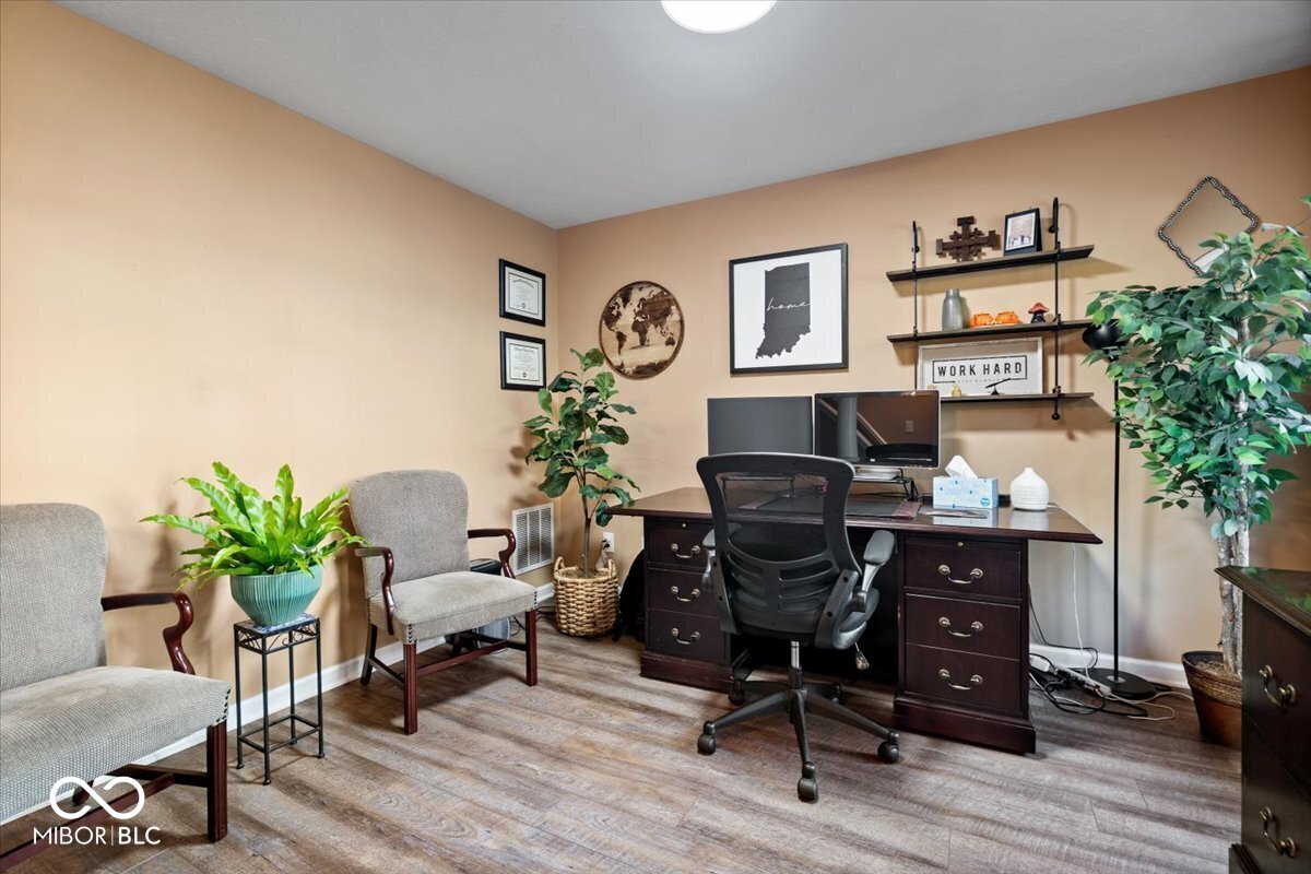 11910 Riley Drive, Unit 2 Zionsville, IN 46077 - Photo 5 of 27