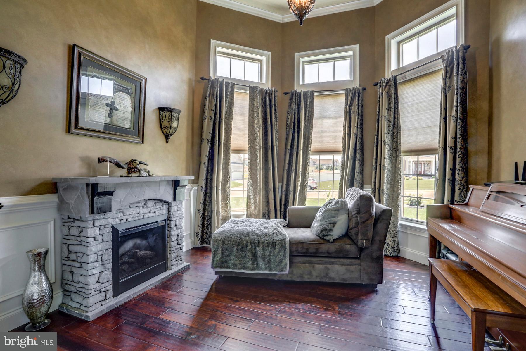 351 Ecker Drive Lititz, PA 17543 - Photo 15 of 41