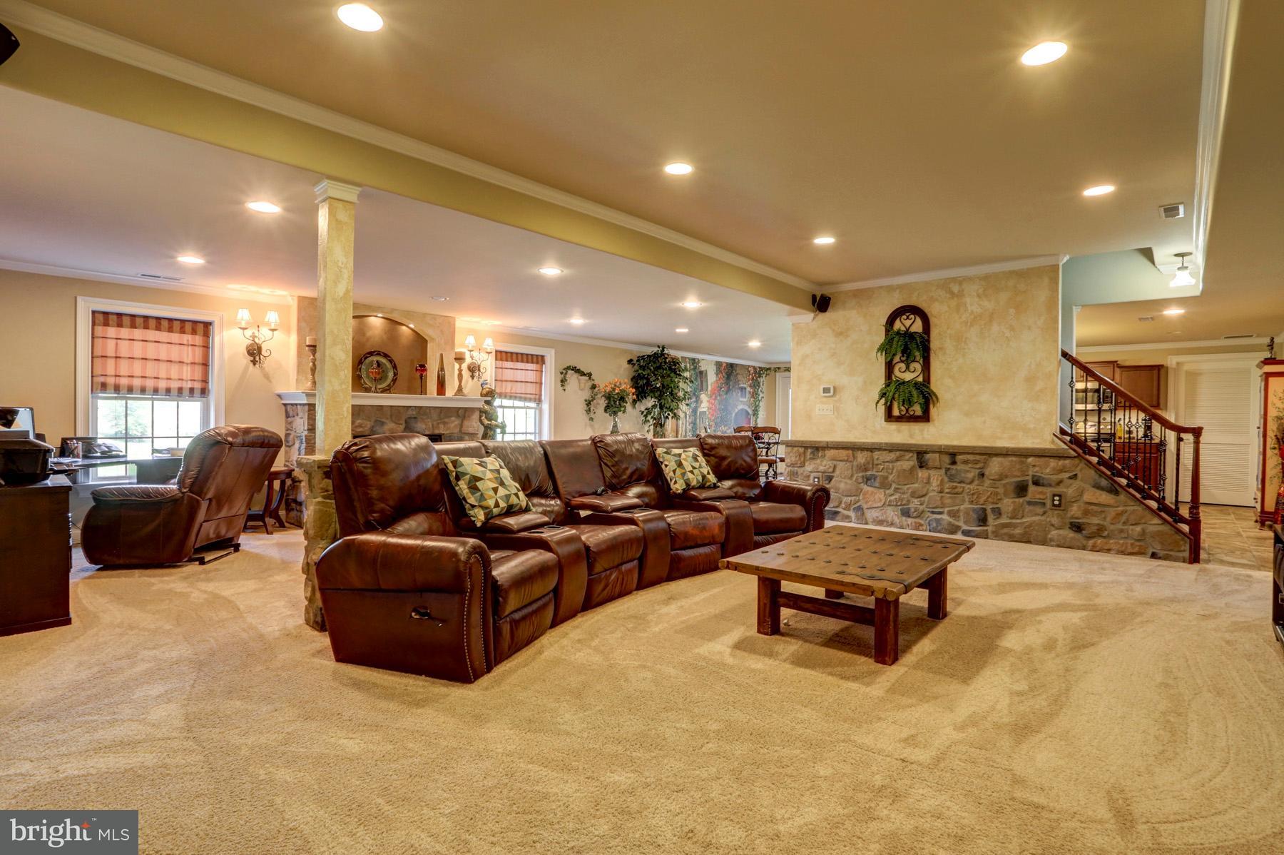 351 Ecker Drive Lititz, PA 17543 - Photo 28 of 41