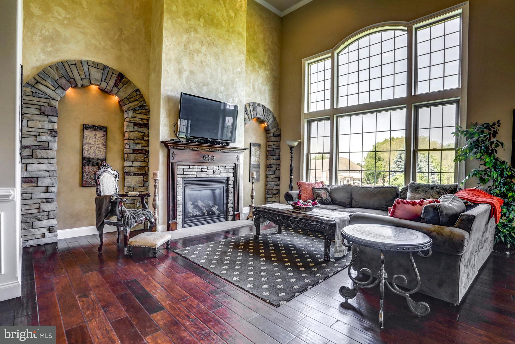 351 Ecker Drive Lititz, PA 17543 - Photo 5 of 41