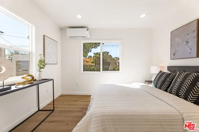 $1,223,000 | 4309 Sutro Avenue, Los Angeles, CA 90008