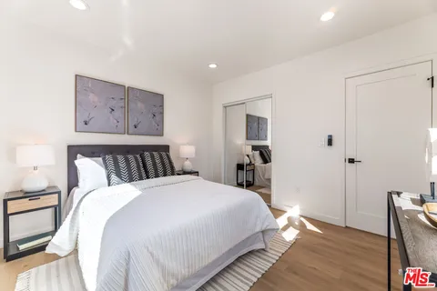 $1,223,000 | 4309 Sutro Avenue, Los Angeles, CA 90008