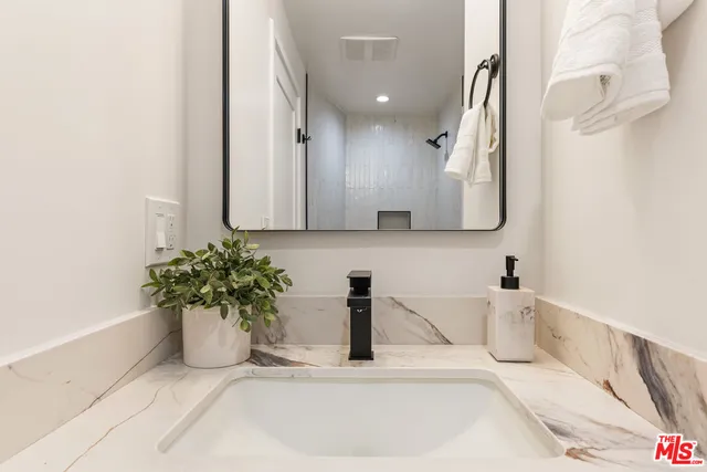 $1,223,000 | 4309 Sutro Avenue, Los Angeles, CA 90008