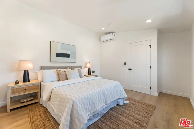 $1,223,000 | 4309 Sutro Avenue, Los Angeles, CA 90008