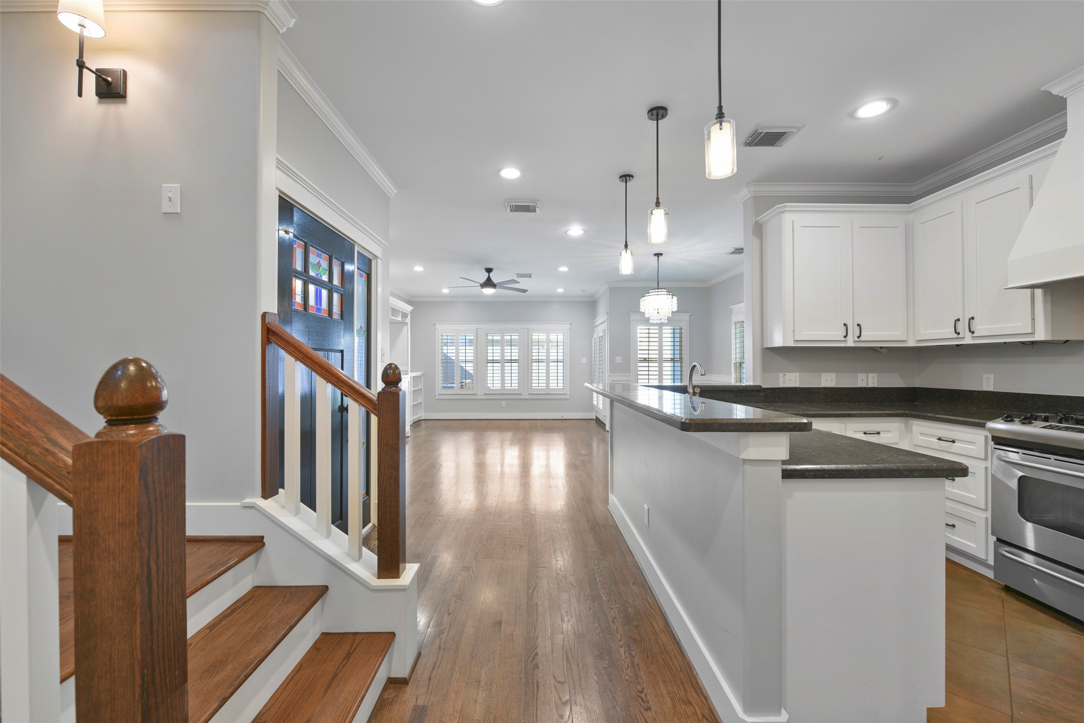 1509 Prince Street Houston, TX 77008 - Photo 8 of 33