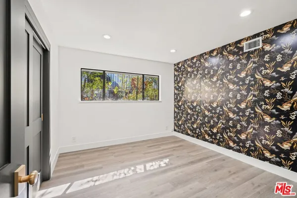 $9,000 | 3549 Stonewood Drive, Sherman Oaks, CA 91403