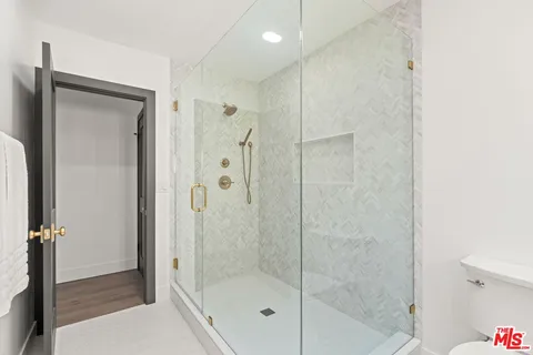 $10,000 | 3549 Stonewood Drive, Sherman Oaks, CA 91403