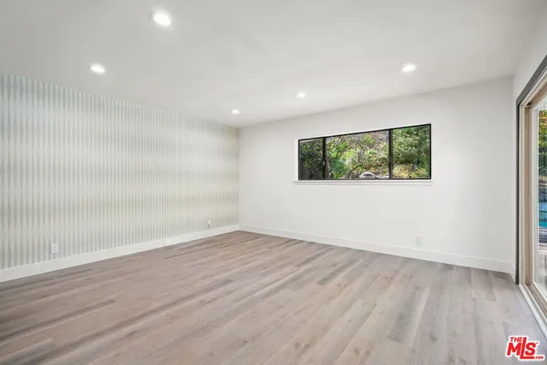 $9,000 | 3549 Stonewood Drive, Sherman Oaks, CA 91403