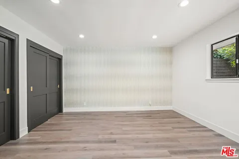 $10,000 | 3549 Stonewood Drive, Sherman Oaks, CA 91403