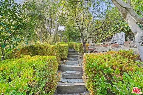 $10,000 | 3549 Stonewood Drive, Sherman Oaks, CA 91403