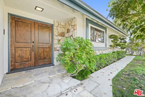 $10,000 | 3549 Stonewood Drive, Sherman Oaks, CA 91403