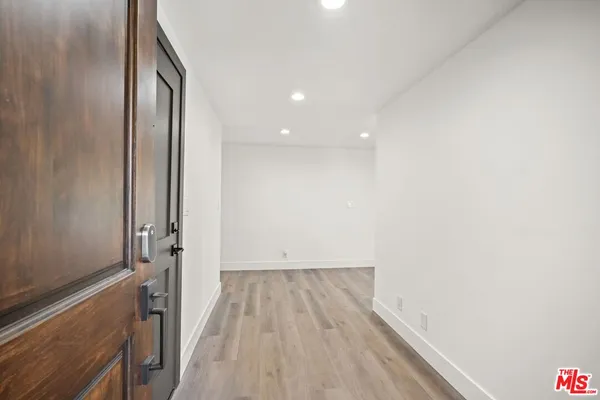 $9,000 | 3549 Stonewood Drive, Sherman Oaks, CA 91403