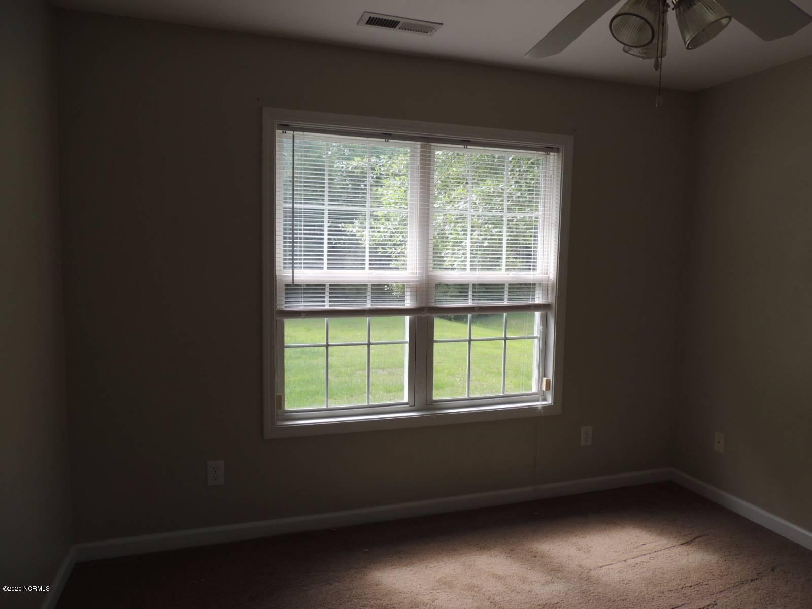 204 Marie Court Havelock, NC 28532 - Photo 15 of 41 Back room