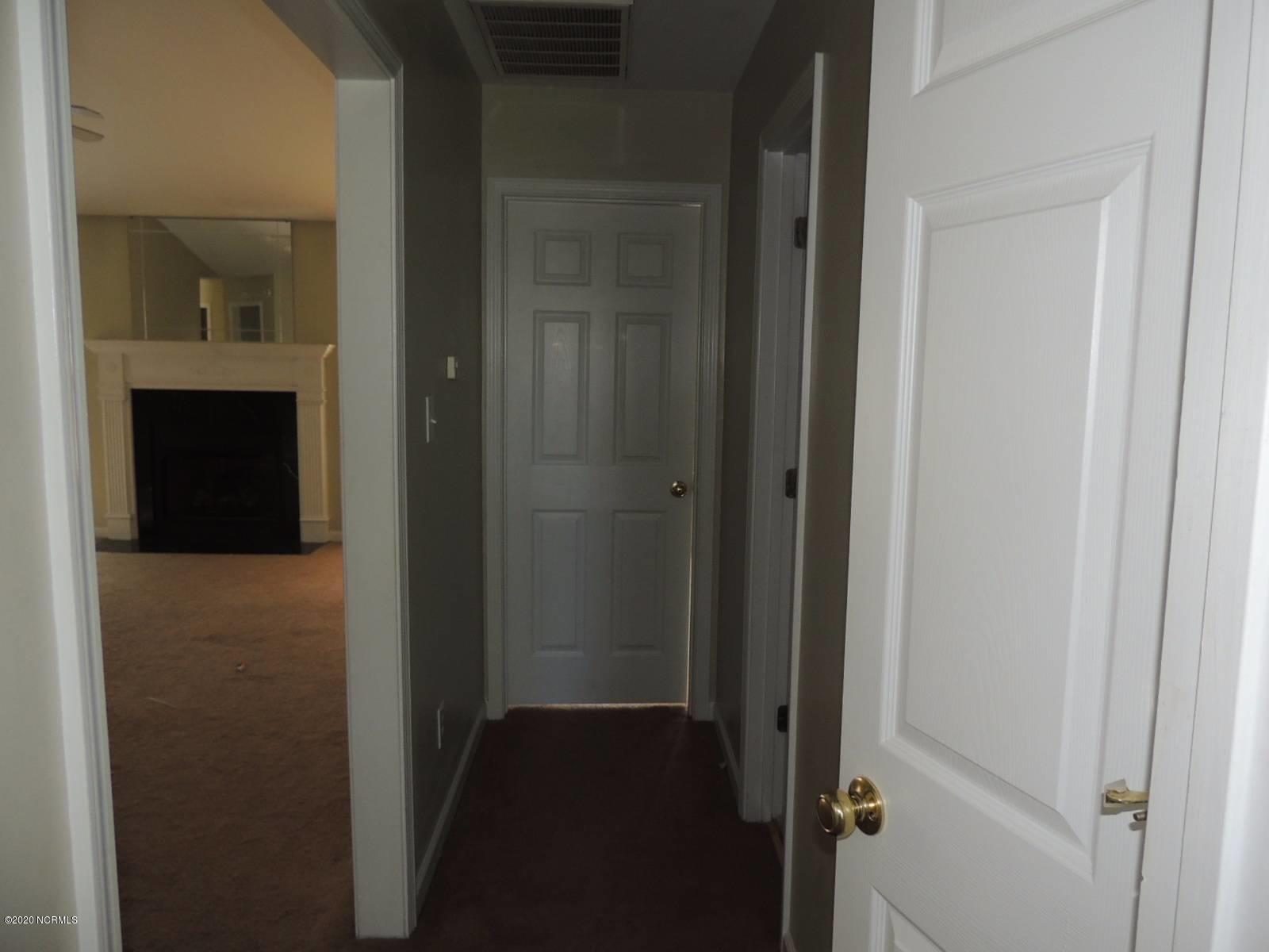 204 Marie Court Havelock, NC 28532 - Photo 23 of 41 Entry