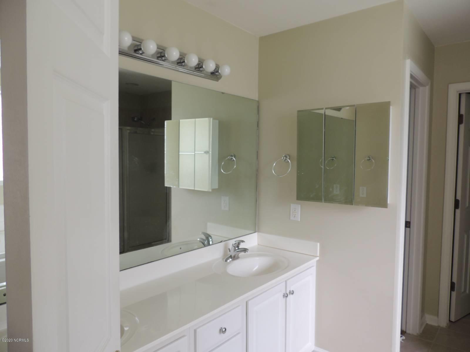 204 Marie Court Havelock, NC 28532 - Photo 34 of 41 MAster Vanity Mirror