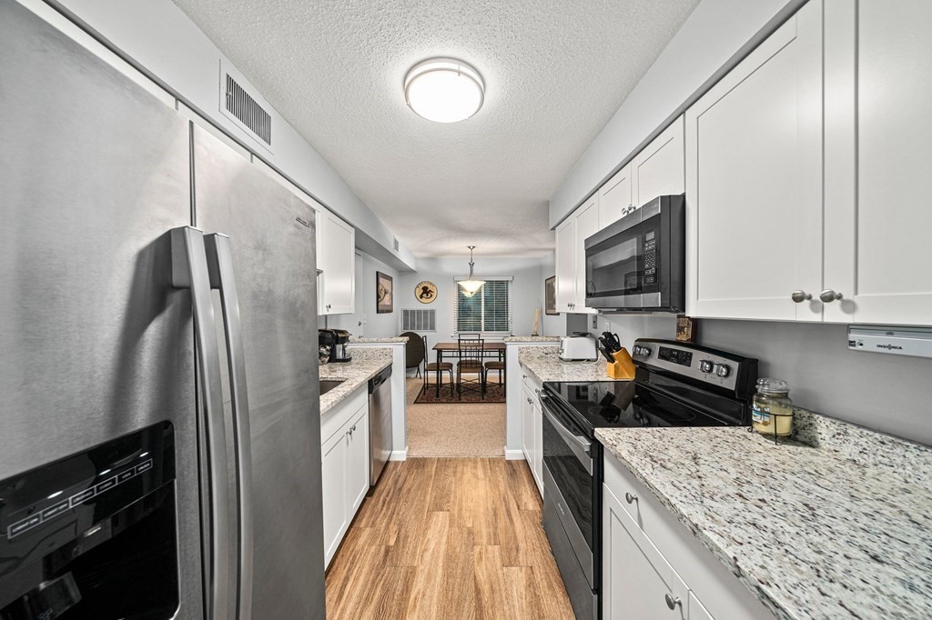 20 Beal's Cove Road, Unit H Hingham, MA 02043 - Photo 3 of 16 Gallery Image 3
