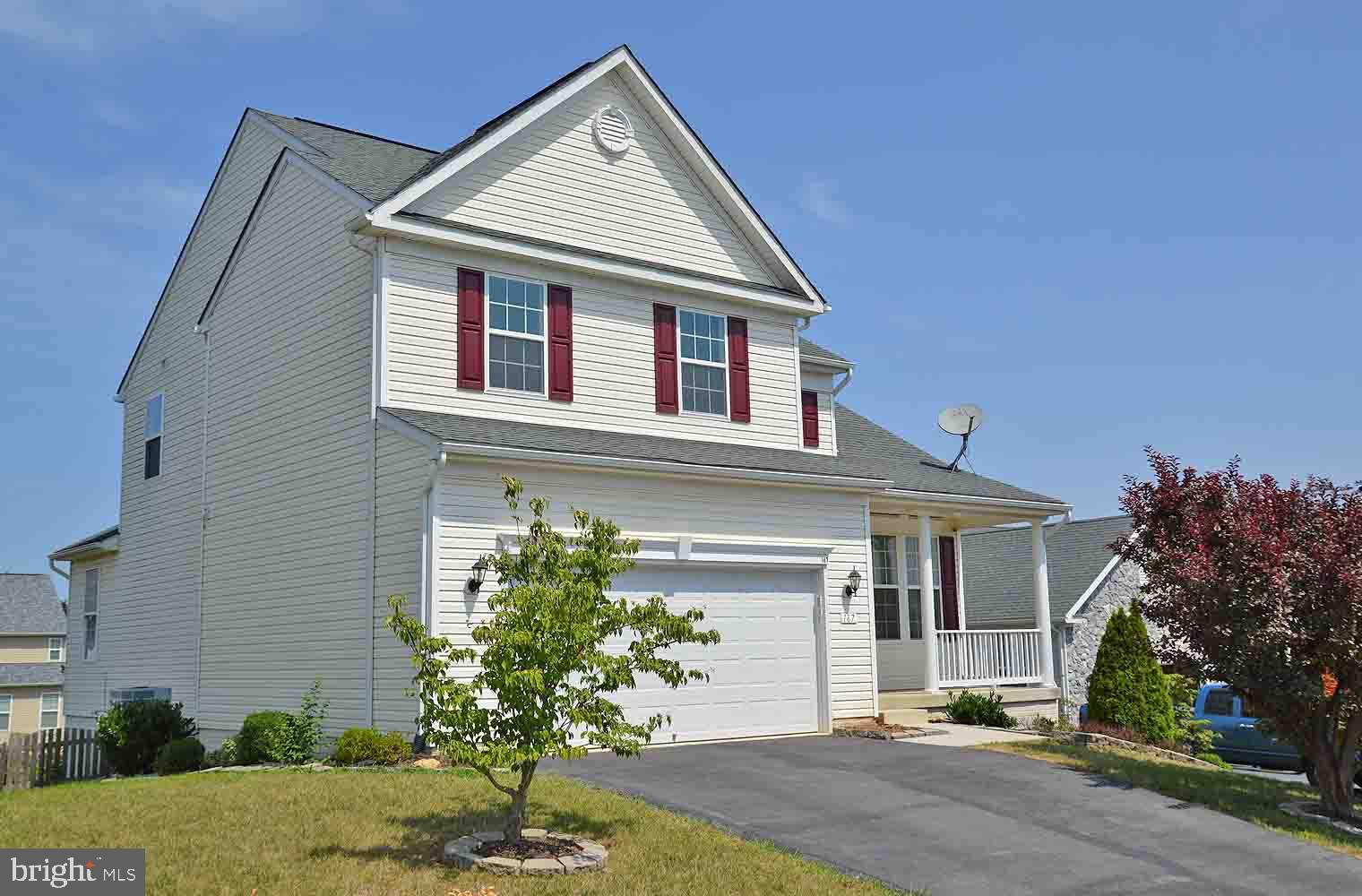167 Bouldin Road Charles Town, WV 25414 - Photo 2 of 30 front view of a house with a yard
