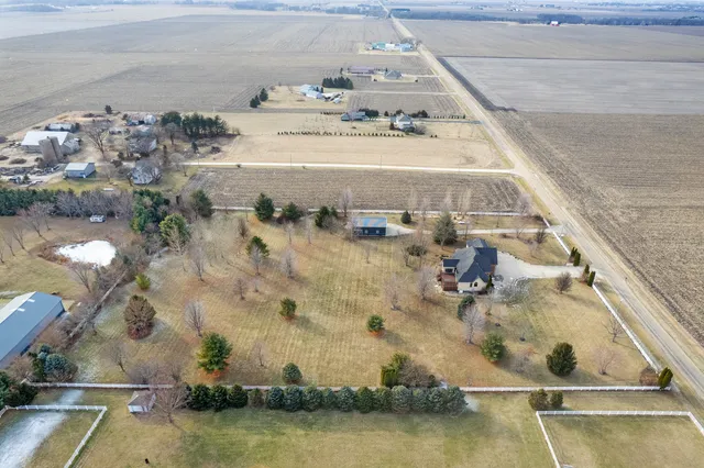 $650,000 | 2290 North 45th Road, Leland, IL 60531