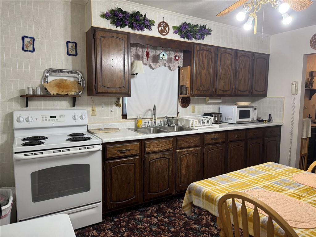 135 State Park Road New Alexandria, PA 15670 - Photo 4 of 16 Gallery Image 4