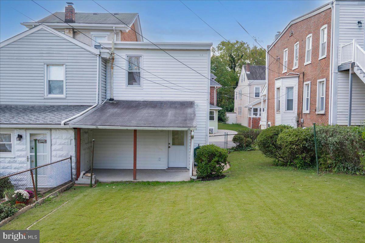 208 8th Street Brookhaven, PA 19015 - Photo 22 of 31 a house view with a garden space