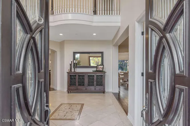 $2,300,000 | 11076 Vare Court, Moorpark, CA 93021