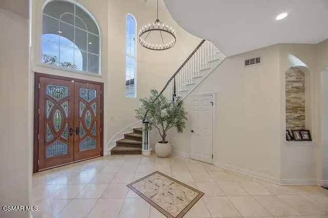 $2,300,000 | 11076 Vare Court, Moorpark, CA 93021