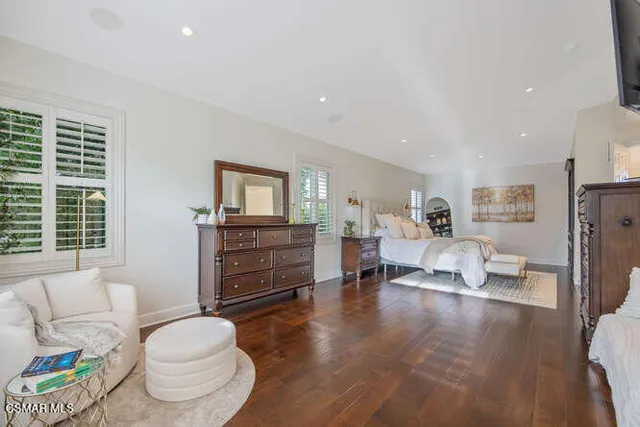 $2,300,000 | 11076 Vare Court, Moorpark, CA 93021