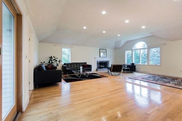 8 Greenwood Road Andover, MA 01810 - Photo 12 of 29 Gallery Image 12